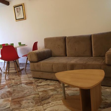 One-Bedroom Apartment, Wifi, Airco, Parking, Washing Machine, Grill Medulin Exteriér fotografie